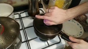 Готовим саранчу и гусеницу бражника