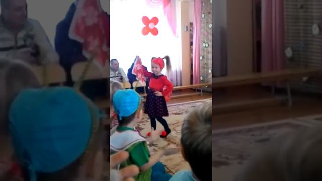 собинка.детский ,,сад росинка,,группа пчелка смотреть онлайн