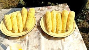 Готовим кукурузу на мангале со сливочным маслом