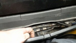 Как открыть багажник toyota prius 20 из нутри