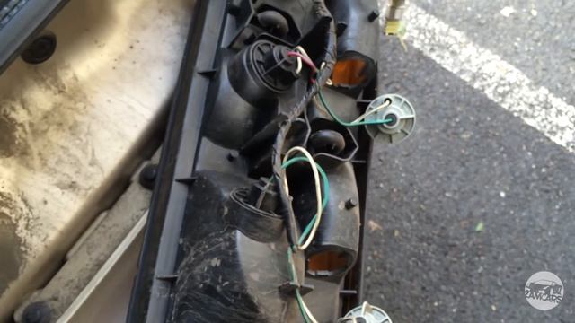 LED Taillights! - 2AMCars DIY Tutorial | 1994 Lexus SC400 смотреть онлайн