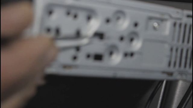 как снять магнитолу или ресивер в приоре часть1 смотреть онлайн