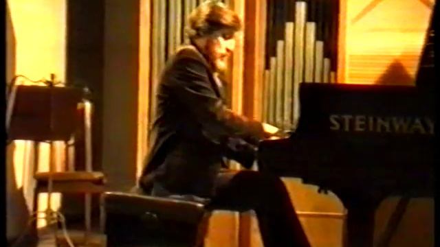 В.Рябов Три наброска к портрету Ф.Г.Лорки ор.28 смотреть онлайн