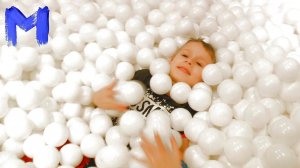 Детский развлекательный центр - Горки Батут Игры и разные развлечения для детей