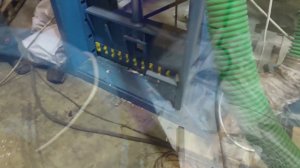 Гильотина режет ПНД трубы | Гильотина PZO GGR 600