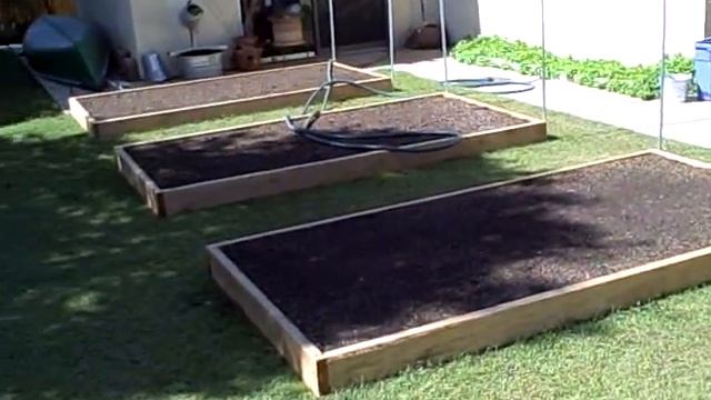 Raised Bed and Composter смотреть онлайн