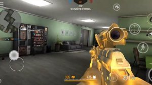 Дети играют в телефон. Стрелялка modern strike online