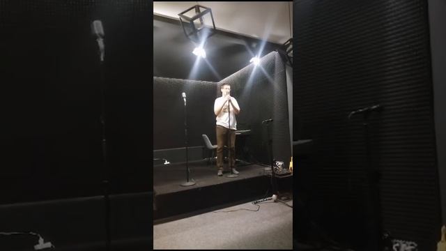 видео перепеваю ЧЕСТНОГО ЗА СПИНОЙ смотреть онлайн