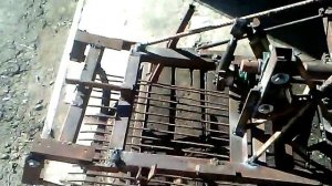 Самодельная картофелекопалка грохотного типа