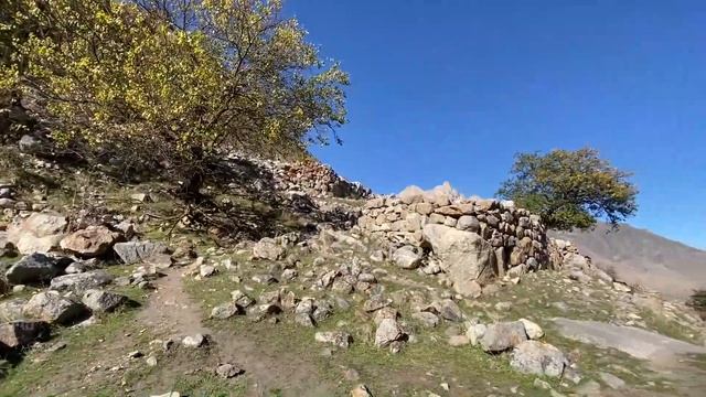 Кабардино Балкария. Черекский район. Черекское ущелье. Верхняя Балкария. Подъем на башню Абаевых. смотреть онлайн