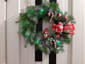 Рождественский венок из ПИХТОВЫХ ВЕТОК  Новогодний венок / Christmas wreath made of FIR BRANCHES.mp4