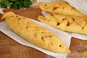 До стола не доплыли - постящиеся съели их ещё на кухне!
БЕЗДРОЖЖЕВЫЕ ПИРОЖКИ-РЫБКИ
