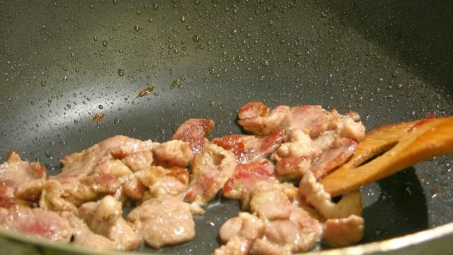 Жареное мясо кусочками