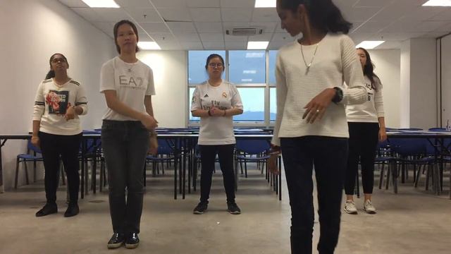 Panama Dance by UTARians смотреть онлайн