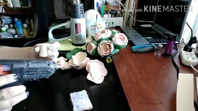 Пиончики из обрезков фома и изолона ?