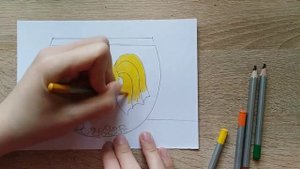 Рисуем золотую рыбку цветными карандашами.