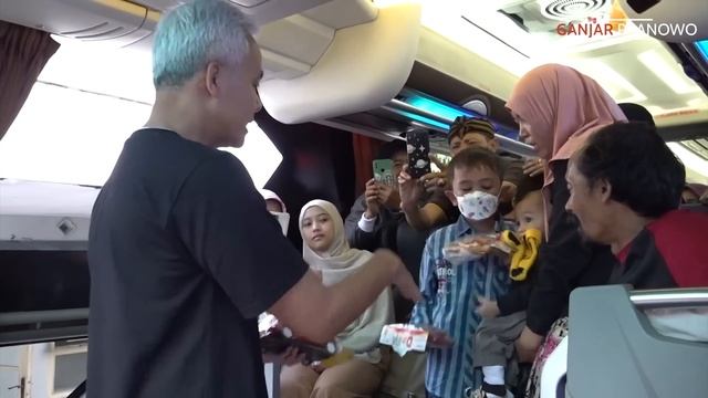 AKHIRNYA.. URANG JATENG DI BANDUNG PADA PULANG KAMPUNG смотреть онлайн