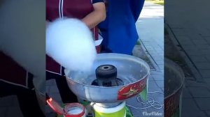 Как делают сахарную вату