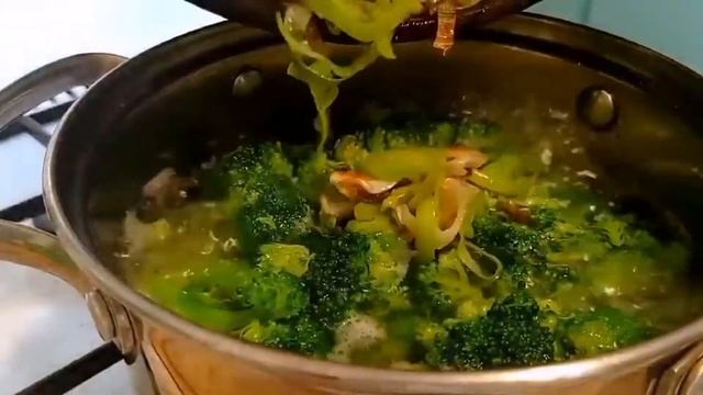 Суп из БРОККОЛИ! Знакомый повар подсказал рецепт! Так просто и нереально вкусно!