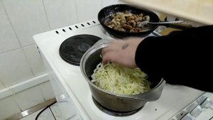Бигос из квашеной капусты с грудинкой