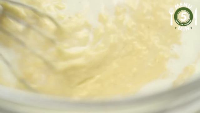 Блины на молоке. Рецепт от Меню 5 Минут смотреть онлайн