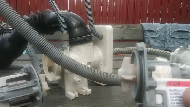 Замена насоса - помпы в стиральной машине Zanussi, Electrolux, AEG. смотреть онлайн