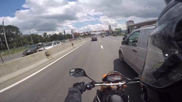 KTM 690 SMC R - исключительно для отжига смотреть онлайн