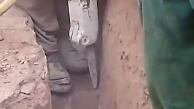 Пневмомолоток на кам'яному карєрі смотреть онлайн