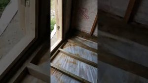 Утепляем пол в бытовке.