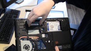 Lenovo G50-45 Notebook RAM HDD SSD Keyboard DVD Upgrade Aufrüstung Tutorial