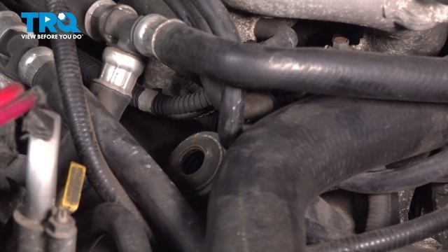 How to Replace PCV Valve 1998-2002 Lincoln Navigator смотреть онлайн