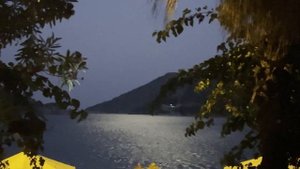 Вечер в отеле Мармарис Парк: поужинали и пошли гулять в сторону Ичмелера. Нашли где купить сувениры