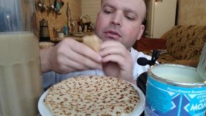 МУКБАНГ БЛИНЫ со сгущёнкой / ОБЖОР шоколад Милка