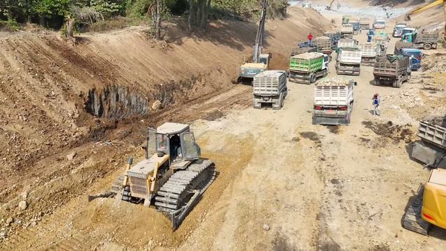 Строительство, постройка нового русла канала