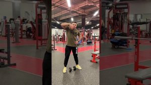 Рывок гантели одной рукой