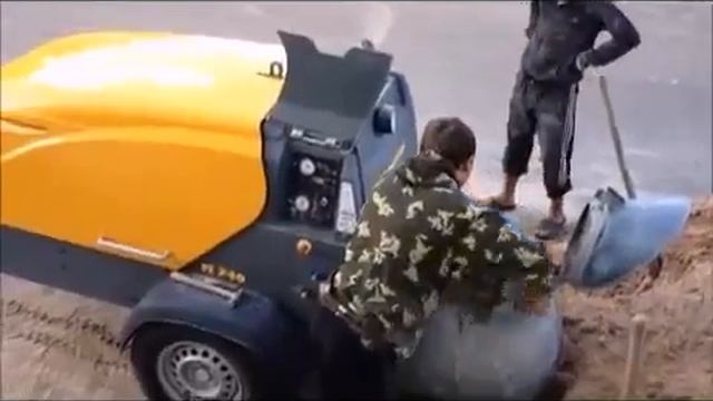 Полусухая стяжка пола. Приготовление смеси на PUTZMEISTER Mixokret  M 740