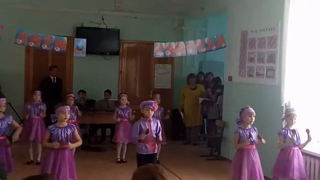 Подарок ко дню Учителя! Заводной танец с ложками смотреть онлайн