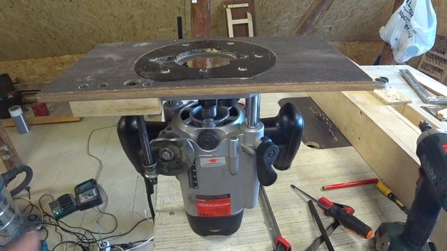 Лифт для фрезера Интерскол и установка в стол смотреть онлайн