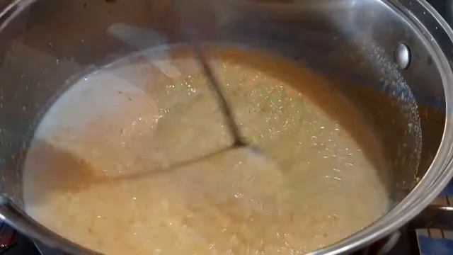 Кукурузная каша на молоке. Полезный и вкусный завтрак.