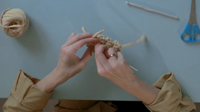 Елочные игрушки крючком | Бесплатный МК смотреть онлайн