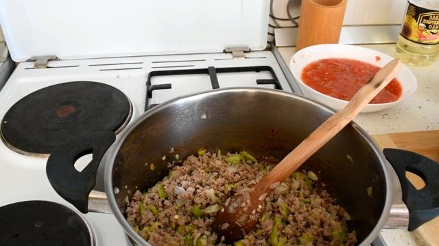 ВКУСНО И ЛЕСНО ЗА ПРИГОТВЯНЕ КАРТОФИ И КАЙМА ВЪВ ФУРНА!!ПОБЪРЗАЙТЕ ДА ПРИГОТВИТЕ ЗА ОБЯД ИЛИ ВЕЧЕРЯ смотреть онлайн