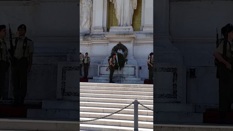 Altare della Patria • Rome - Changing of the guard