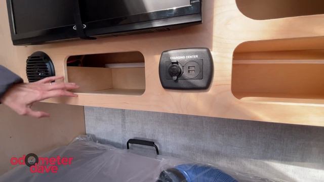 Small Travel Trailer with Bathroom: Huge Storage in Little Guy Max vs. T@B 400 Teardrop Trailers смотреть онлайн