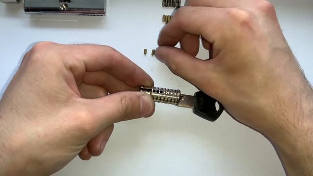 Ремонт личинки замка