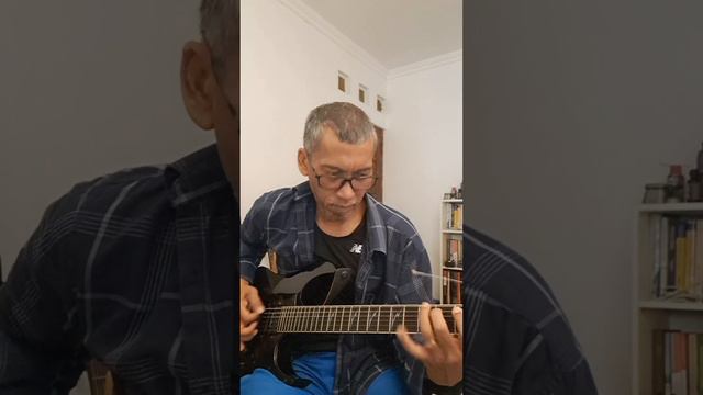 The fast feel neck of 2010 Ibanez RG2550Z Prestige Made in Japan смотреть онлайн