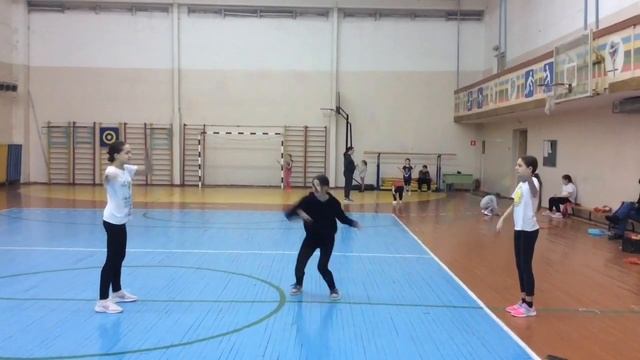 Скакалка. Прыжки через две скакалки смотреть онлайн