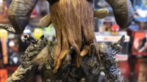 Обзор фигурки Фавна — Neca Pan's Labyrinth Faun Figure Review