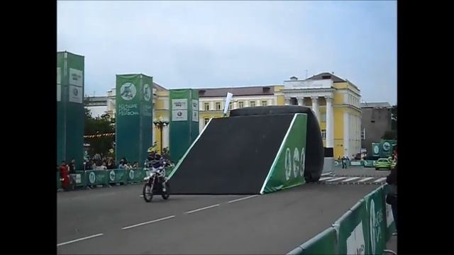 Трюки на мотоциклах смотреть онлайн