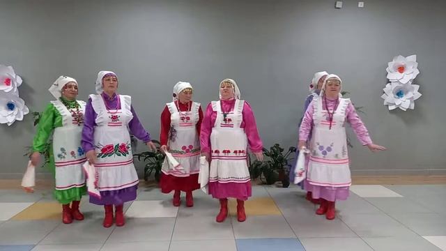 Чувашский фольклорный ансамбль "Кемель чылкуч" Нижнеуратьминский СДК смотреть онлайн