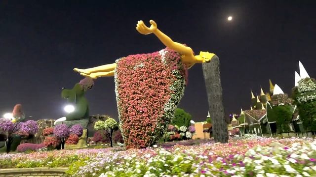 EXPLORE DUBAI MIRACLE GARDEN 2021| WORLD'S LARGEST FLOWER GARDEN смотреть онлайн